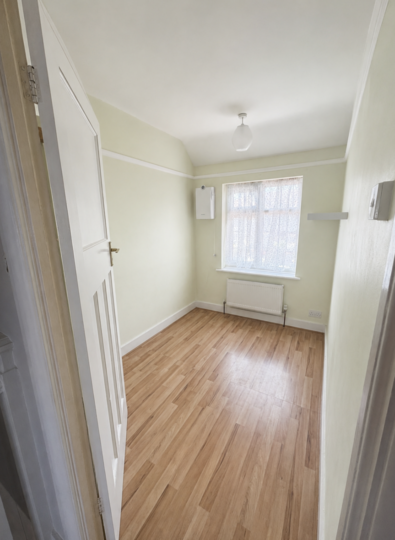 Ash Grove, Hounslow